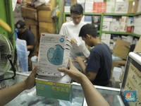 Duh, Pabrik Masker RI Kelimpungan Gegara Wabah Corona