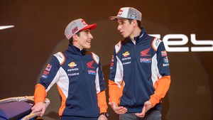 Alex Juara, Marc Marquez Posisi Kelima di MotoGP Virtual Race