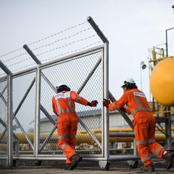Ribut Harga Gas Industri, Kontraktor Migas Bakal Dikorbankan?