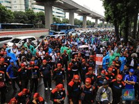 Buruh Siap Lawan Omnibus Law 'Cilaka' via Jalur Hukum