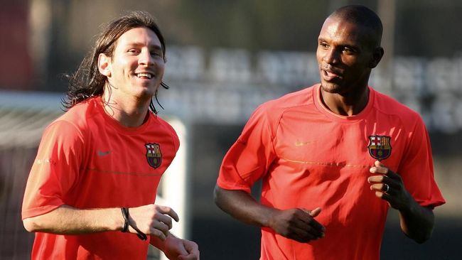 Abidal Akui Tak Mudah Pertahankan Messi di Barcelona