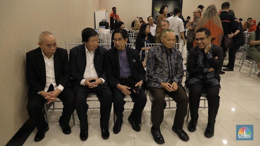 JB Sumarlin wafat pada usia 87 Tahun.