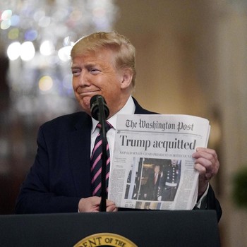 Corona Menggila, Wabah Belalang & Trump Lolos dari Pemakzulan