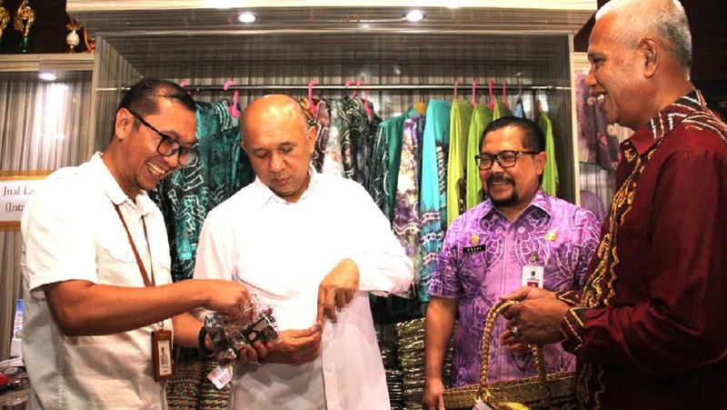 BNI menjadi bank yang menyalurkan KUR pada NDF, dan digunakan untuk mengembangkan galeri yang hari ini dikunjungi Menteri Koperasi & UMKM