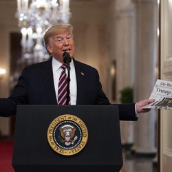 Julidnya Donald Trump, Tak Terima 'Parasite' Menang Oscar