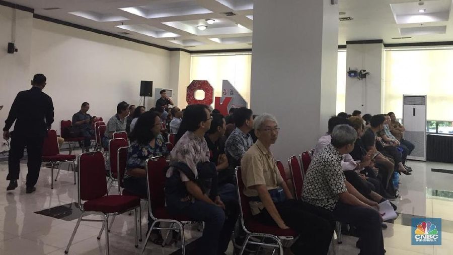Kedatangan mereka untuk menyampaikan laporan dari hasil temuan temuannya.