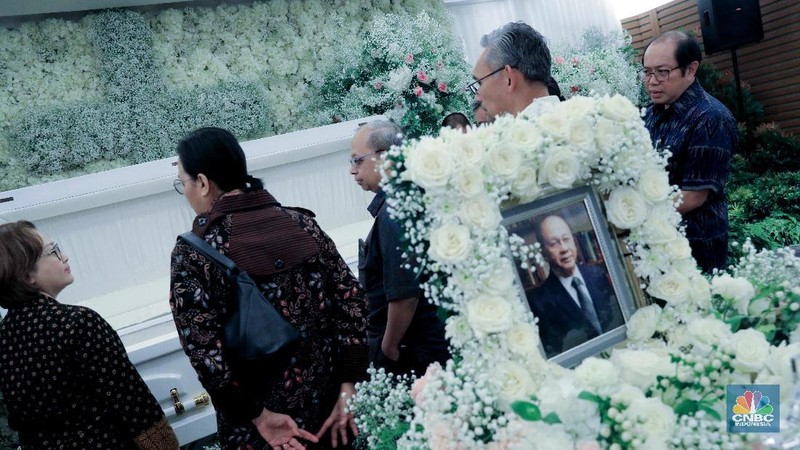 Sri Mulyani mengatakan sosok JB Sumarlin merupakan tokoh perubahan bagi ekonomi nasional.