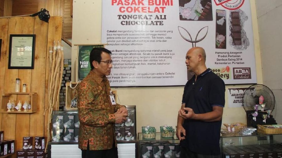 Abba Coklat merupakan salah satu dari 923 unit UMKM yang telah bergabung dalam Rumah BUMN Banjarbaru.