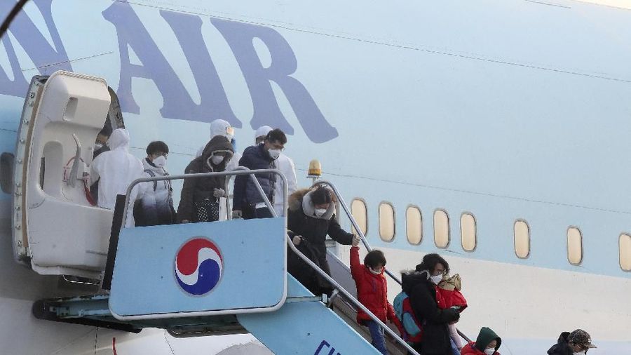 Deretan Pesawat yang evakuasi warga asing dari Wuhan terkait wabah corona.