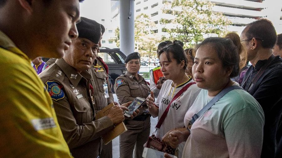 Korban penembakan brutal yang terjadi pada sebuah mal di Thailand terus meningkat. Kini, jumlahnya tercatat ada 26 korban tewas.