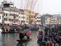 Diterpa Isu Banjir dan Corona, Karnaval Venesia Tetap Digelar