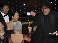 Cetak Sejarah Perfilman Asia, Parasite Bersinar di Oscar 2020