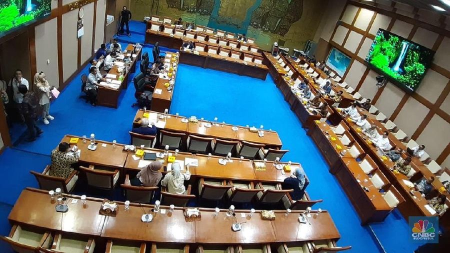 DPR minta pemerintah pertimbangkan aspek lingkungan untuk revisi undang-undang minerba