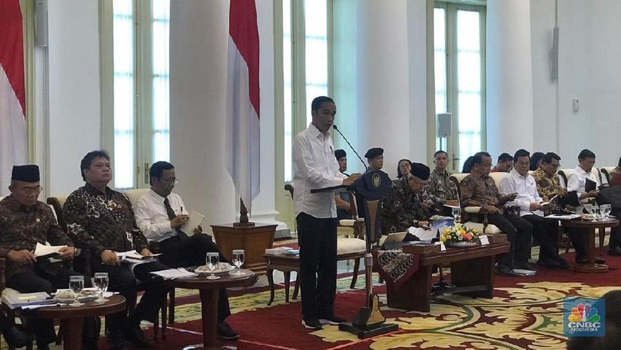 Demikian kata Jokowi saat memimpin Sidang Kabinet Paripurna di Istana Kepresidenan Bogor, Jawa Barat, Selasa (11/2/2020).