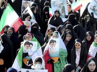 Wapres Kena Corona, Solat Jumat di Iran Batal