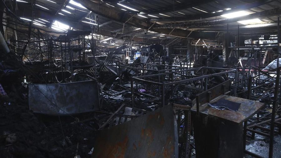 Pabrik denim di India terbakar dan tujuh orang menjadi Korban.