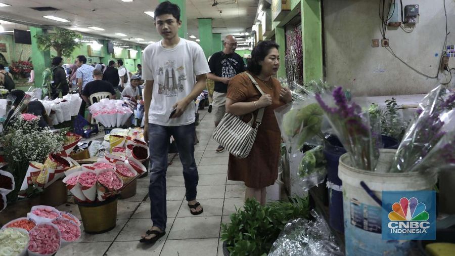 Salah satu pusat penjualan bunga berada di Rawa Belong, Jakarta, Rabu (13/2/2020).