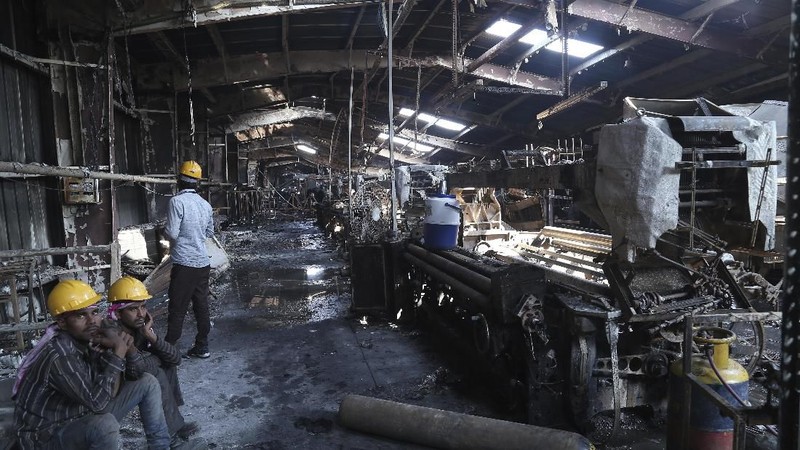 Pabrik Denim Di India Terbakar 7 Orang Tewas