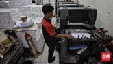 Tahun ini, pertumbuhan industri percetakan dan printing diprediksi mencapai US$47,2 miliar di seluruh dunia. Di Indonesia sendiri, industri penerbitan diprediksi tumbuh menjadi 14,9 persen. (CNN Indonesia/Adhi Wicaksono).