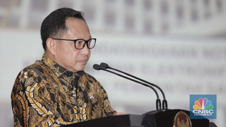 Menteri Dalam Negeri Tito Karnavian di acara Perjanjian Kerja Sama Percepatan dan Perluasan Elektronifikasi Transaksi Pemerintah Daerah (ETP). (CNBC Indonesia/Muhammad Sabki)