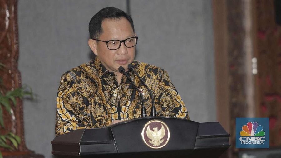 Menteri Dalam Negeri Tito Karnavian di acara Perjanjian Kerja Sama Percepatan dan Perluasan Elektronifikasi Transaksi Pemerintah Daerah (ETP). (CNBC Indonesia/Muhammad Sabki)