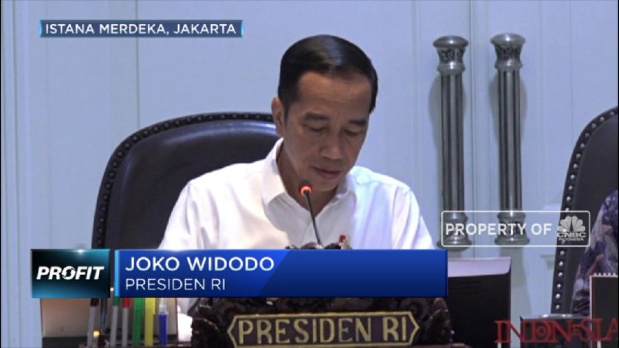 Jokowi mengkritik startup Indonesia yang menggunakan data center di luar negeri.