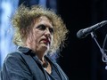 Robert Smith Pastikan The Cure Rilis Album Tahun Ini