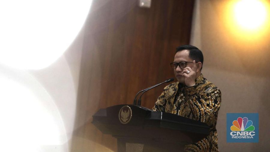 Menteri Dalam Negeri Tito Karnavian di acara Perjanjian Kerja Sama Percepatan dan Perluasan Elektronifikasi Transaksi Pemerintah Daerah (ETP). (CNBC Indonesia/Muhammad Sabki)