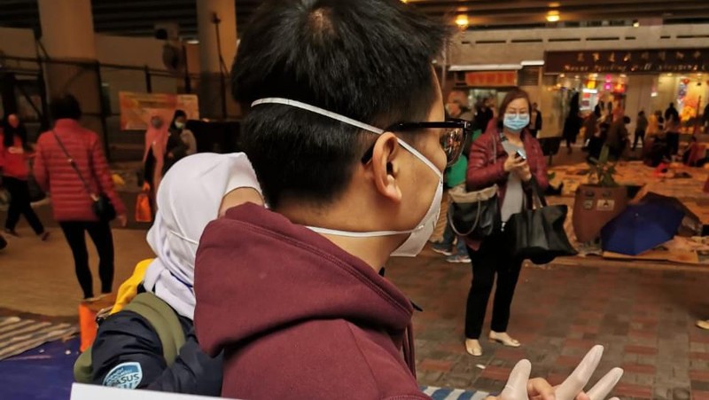 Bank Mandiri Bersama Pekerja Migran Indonesia Bagikan Masker di Hong Kong Aksi ini bertujuan untuk mendukung upaya pencegahan virus Corona.