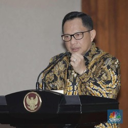 Modal Bank Minimal Rp 1 T, OJK: Nasib BPD di Tangan Tito