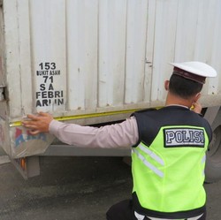Kesal, Pemerintah Ogah Tawar Menawar Soal Truk 'Obesitas'