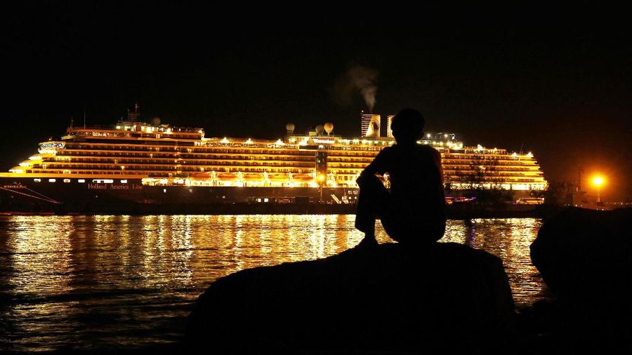 362 warga negara Indonesia (WNI) menjadi kru di kapal MS Westerdam. Dalam kapal pesiar itu, satu orang terindikasi positif corona.
