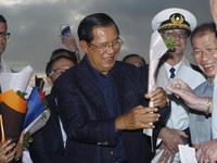 Kunjungan ke Asia Tenggara, Menlu Hongaria Positif Covid