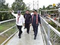 PUPR Resmikan Jembatan Gantung Sungai Ensilat di Kapuas Hulu