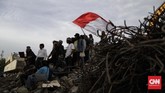 Mereka menggelar ruwatan sebagai simbol berkabung para seniman terhadap gedung bersejarah yang menjadi saksi bisu perjalanan kreativitas seniman di Taman Ismail Marzuki. CNN Indonesia/ Adhi Wicaksono