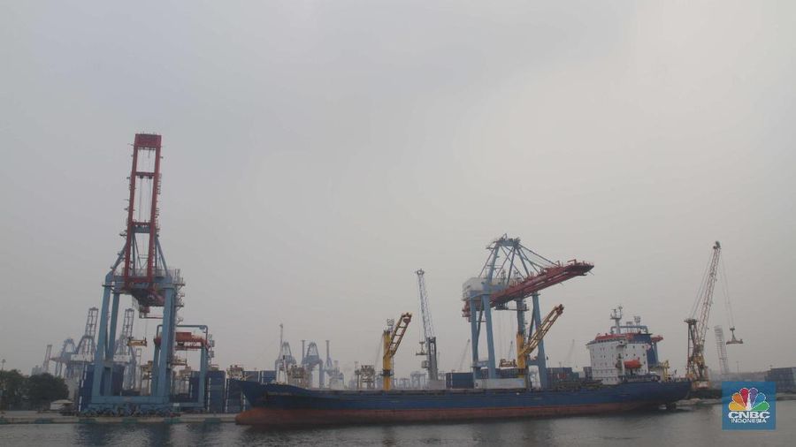 Jelang Rilis BPS Neraca Dagang RIyang Diramal Tekor US$ 152 Juta. (CNBC Indonesia/Muhammad Sabki)