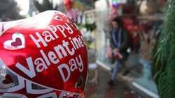14 Rekomendasi Kado Hari Valentine Buat Pacar, Cek di Sini