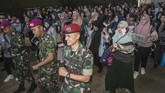 Para WNI akan ke Jakarta bersama dengan Menteri Kesehatan, Kepala BNPB, Menko PMK dan Perwakilan WHO akan diberangkatkan dengan pesawat milik TNI AU. (ANTARA FOTO/Muhammad Adimaja/wsj).