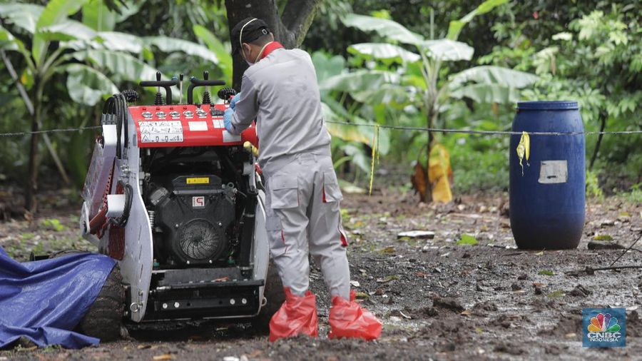 Bapeten belum mengetahui apakah limbah radioaktif tersebut sengaja dibuang oleh seseorang atau ada kemungkinan lain.