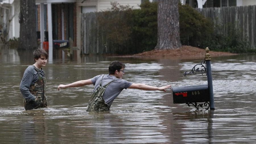 Mississipi, negara bagian Amerika Serikat (AS) terendam banjir karena meluapnya Sungai Pearl.