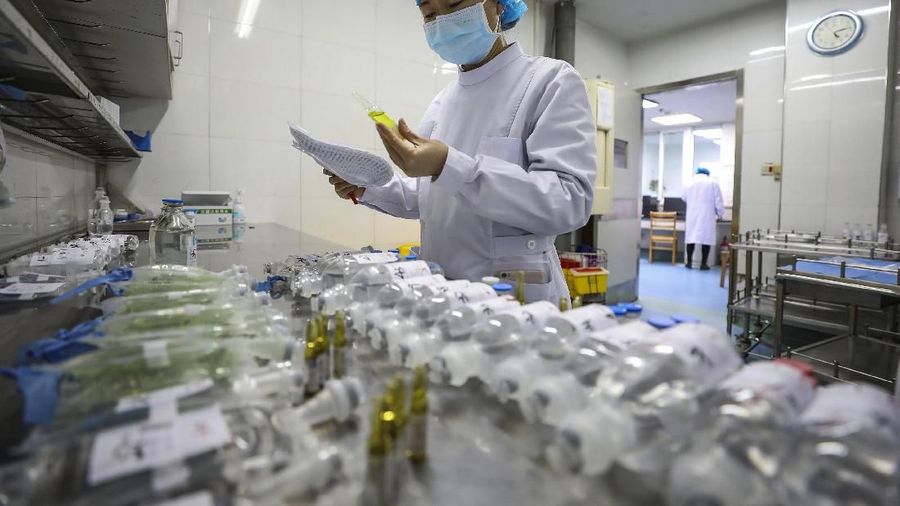China mengklaim vaksin pertama untuk penyakit COVID-19 atau virus corona sudah ditemukan, Jumat (21/2/2020).