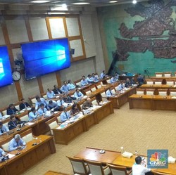 Tok! DPR Setujui Rencana Sri Mulyani Terapkan Cukai Plastik
