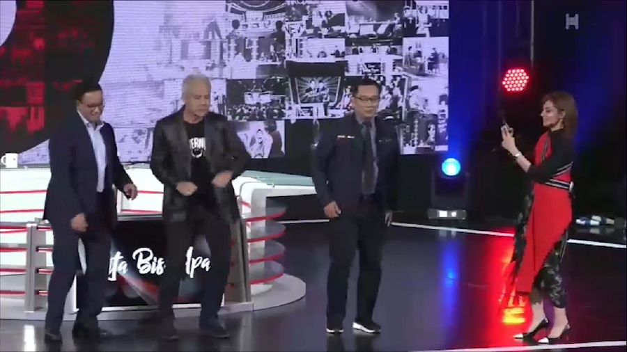 Ini Gaya Anies, Ridwan Kamil & Ganjar Pranowo Main Tik Tok(CNBC Indonesia TV)