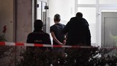 Selama empat tahun terakhir, Jerman menjadi sasaran serangan kelompok ekstrimis. Salah satunya menewaskan 12 orang di jantung kota Berlin. (Boris Roessler/dpa via AP)