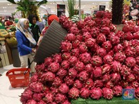 Keyakinan Konsumen RI Anjlok, Terendah Sejak 2008!