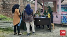 Razia Syariat Aceh Jaring Wanita Pakai Flanel-Celana Panjang