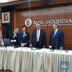 Jurang Resesi, BI & 'Sharing The Pain' yang Diusung Jokowi