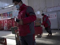 PHK Massal & Laba Anjlok, Raksasa E-commerce All In ke Bisnis AI