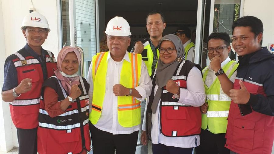 Menteri Pekerjaan Umum dan Perumahan Rakyat Basuki Hadimuljono memuji kualitas Jalan Tol Trans Sumatera (JTTS) Ruas Pekanbaru-Dumai (Permai).