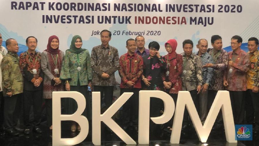Presiden Joko Widodo (Jokowi) masih cukup pede realisasi pertumbuhan ekonomi pada tahun ini bisa mencapai 5,3%